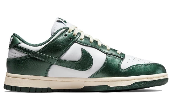 Для треккинга Nike Dunk Low Vintage Green Women's DQ8580-100