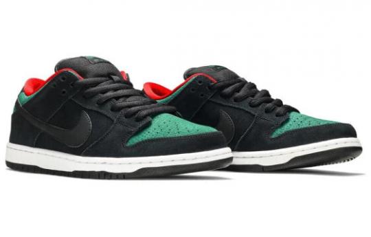 Кроссовки Nike Sb Dunk Low Reptile Gucci 304292-055