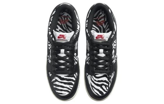 Для треккинга Nike Sb Dunk Low Og Qs Quartersnacks Zebra DM3510-001