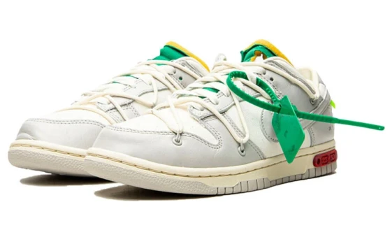 Nike Dunk Anti-Slip Wear-Resistant Low-Top Skateboard Shoes Women's True Red HJ3491-161(女款白红)