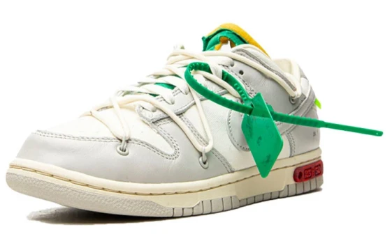 Nike Dunk Anti-Slip Wear-Resistant Low-Top Skateboard Shoes Women's True Red HJ3491-161(女款白红)