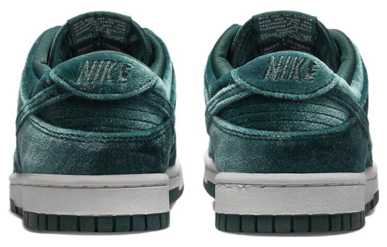 Для треккинга Nike Dunk Low Velvet Teal Women's DZ5224-300