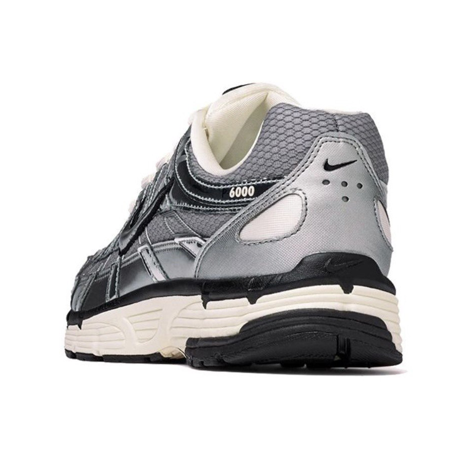 Nike P6000 (CN0149-001)