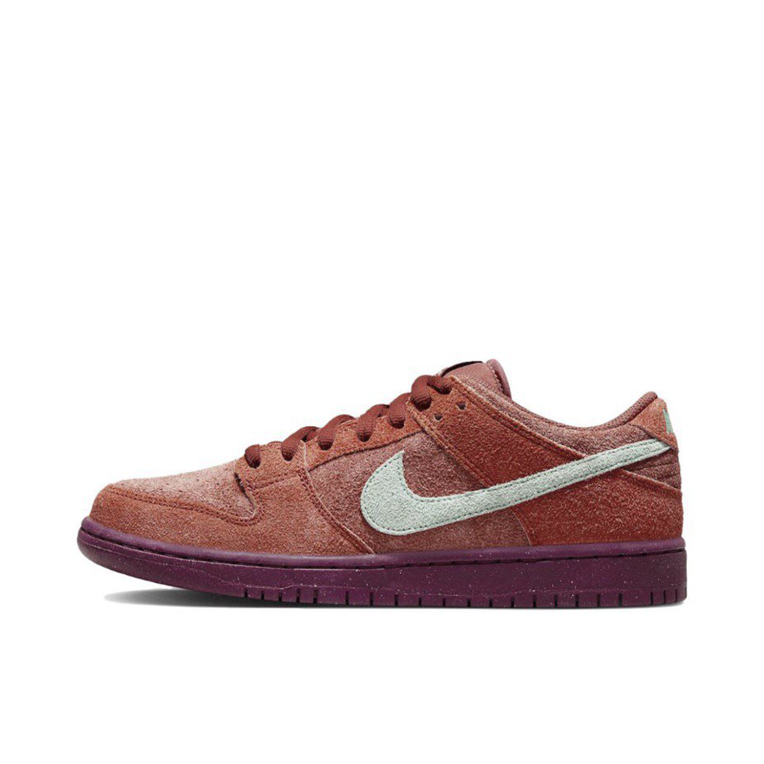 Nike Dunk SB Low Mystic Red and Rosewood (DV5429-601)