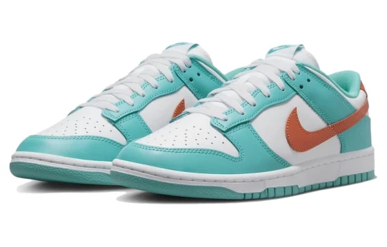 Nike Dunk Low Neapolitan HM0987-200