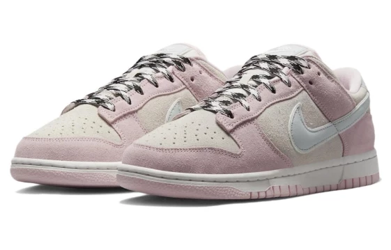 Для треккинга Nike Dunk Low Lx Pink Foam Women's DV3054-600