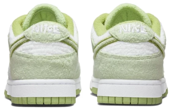 Для треккинга Nike Dunk Low Se Fleece Pack Honeydew Women's DQ7579-300