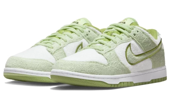 Для треккинга Nike Dunk Low Se Fleece Pack Honeydew Women's DQ7579-300