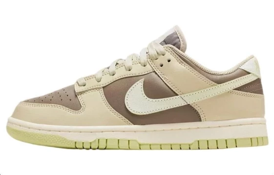 Для треккинга Nike Dunk Low Cream Brown Women's FB4961-012