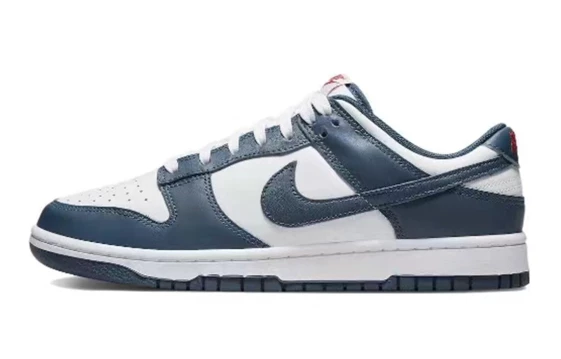 Для треккинга Nike Dunk High Unlv 850477-001