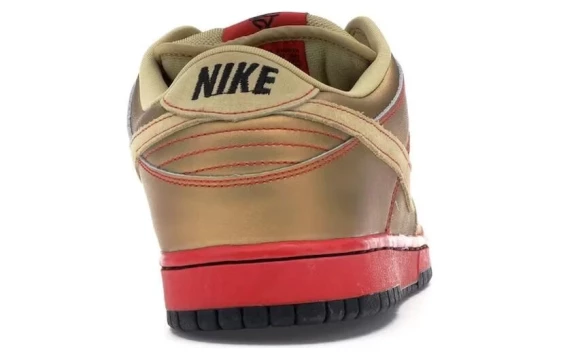 Для треккинга Nike SB Dunk Low Money Cat 304292-771