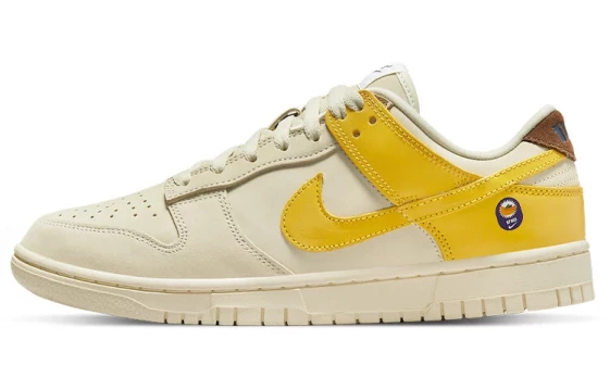 Для треккинга Nike Dunk Low Lx Banana Women's DR5487-100