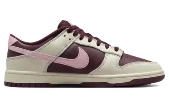 Для треккинга Nike Dunk Low Retro Prm Valentine's Day 2023 DR9705-100