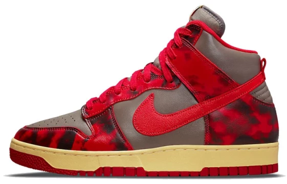 Для треккинга Nike Dunk High 1985 Red Acid Wash DD9404-600