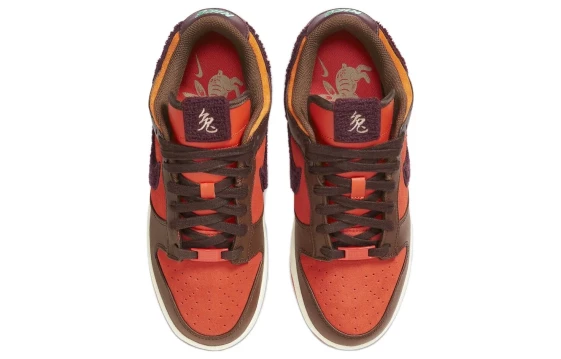 Для треккинга Nike Dunk Low Retro PRM 'Year Of The Rabbit Light Crimson' 2023 FD4203-661