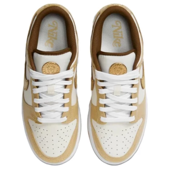 Для треккинга Nike Dunk Low Lx Be The One Women's HM3695-071