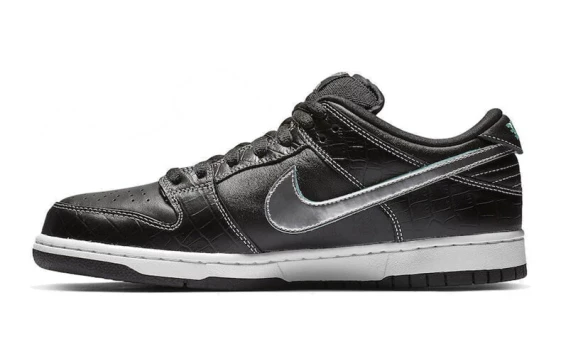 Для треккинга Nike Sb Dunk Low Diamond Supply Co. Black Diamond BV1310-001