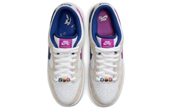 Для треккинга Rayssa Leal X Nike SB Dunk Low FZ5251-001