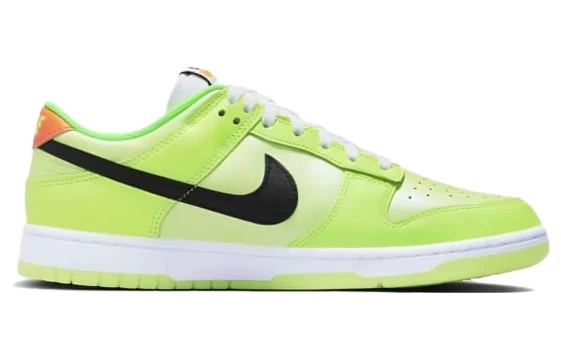 Для треккинга Nike Dunk Low Se Splash Volt FJ4610-702