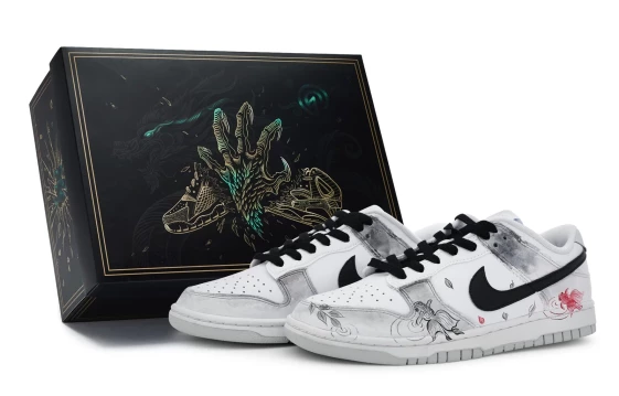 Для треккинга Nike Dunk Low Retro PRM "Graffiti" Sneakers DM0108-400