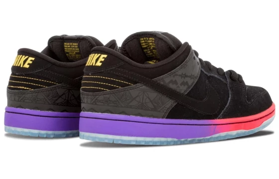 Для треккинга Nike SB Dunk Low BHM 2014 504750-001