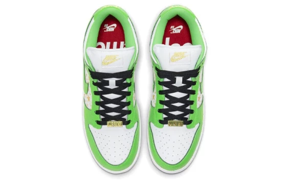 Для треккинга Nike SB Dunk Low Supreme Stars Mean Green 2021 DH3228-101