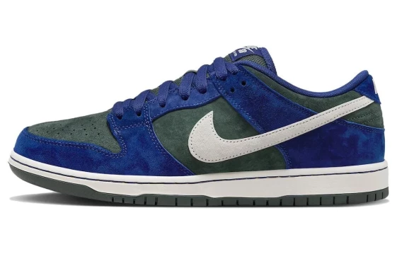 Для треккинга Nike SB Dunk Low Deep Royal Blue HF3704-400