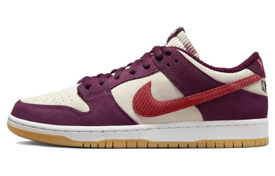 Для треккинга Nike SB Dunk Low Skate Like A Girl DX4589-600