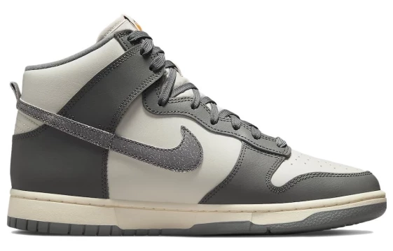 Для треккинга Nike Dunk High Vintage Light Bone Grey DM0582-001