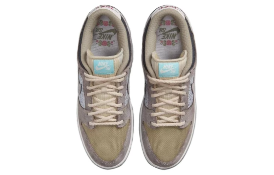 Для треккинга Nike SB Dunk Low "Big Money Savings" FZ3129-200