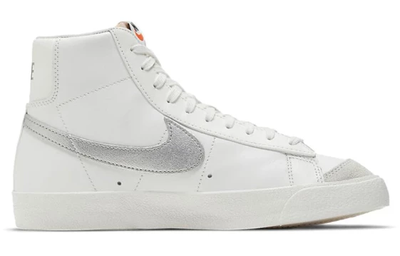 Кроссовки Nike Blazer Mid 77 White Silver Metallic Women's CZ1055-112