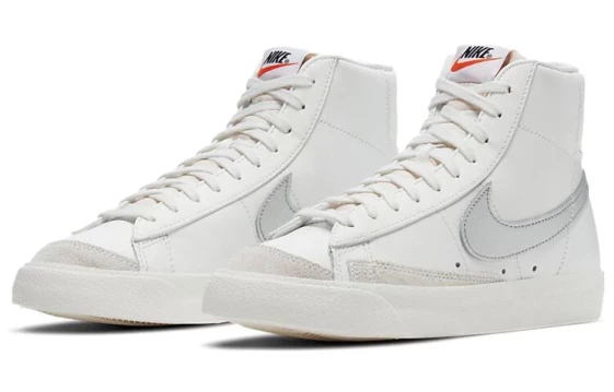Кроссовки Nike Blazer Mid 77 White Silver Metallic Women's CZ1055-112