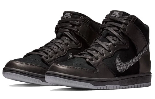 Для треккинга Black Bar X Nike SB Zoom Dunk High Pro Black AH9613-002