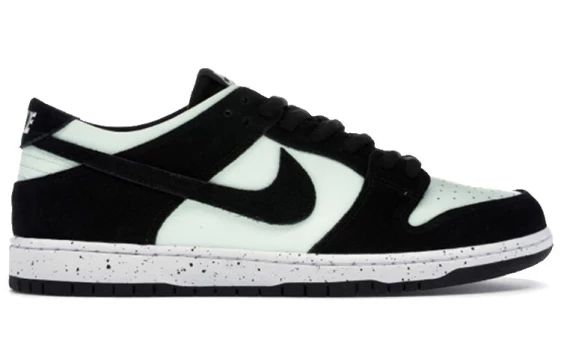 Для треккинга Nike SB Dunk Low Barely Green 854866-003