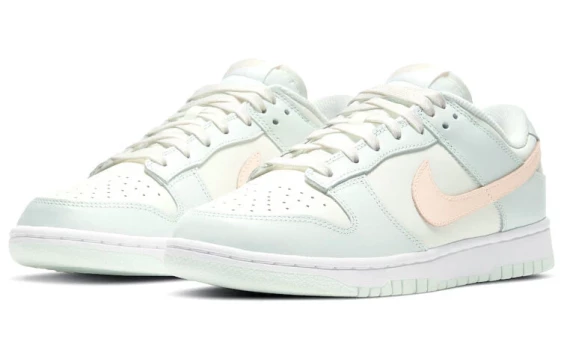 Для треккинга Nike Dunk Low Barely Green Women's DD1503-104