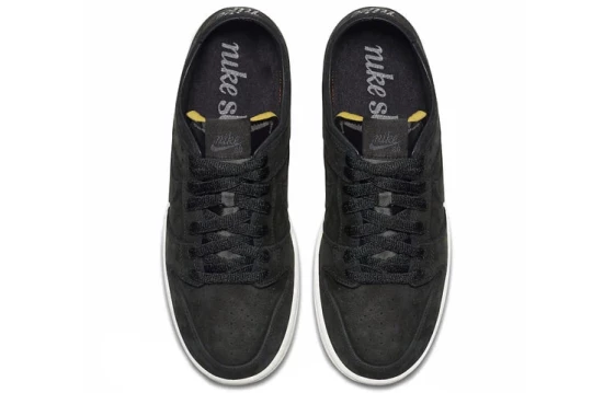 Для треккинга Nike SB Dunk Low Decon Black AA4275-002