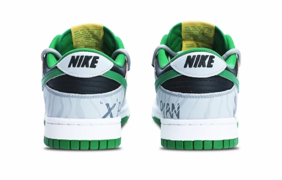 Для треккинга Nike Dunk Low Foam Finger DZ5184-300