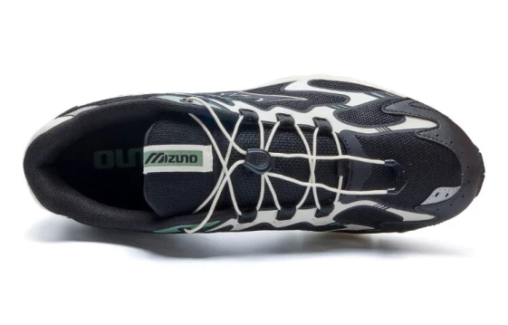 Чёрные женские кроссовки Mizuno Wave Solar V2 'Black Lifestyle Low' D1GH231807