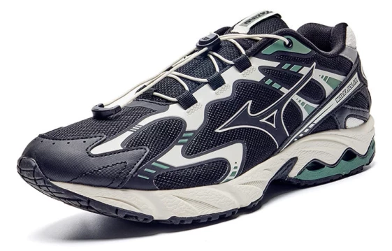 Чёрные женские кроссовки Mizuno Wave Solar V2 'Black Lifestyle Low' D1GH231807