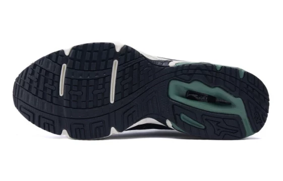 Чёрные женские кроссовки Mizuno Wave Solar V2 'Black Lifestyle Low' D1GH231807