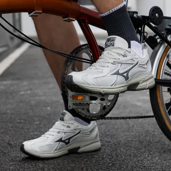 Для бега Mizuno Wave Rider 10 'White Grey' D1GH240603