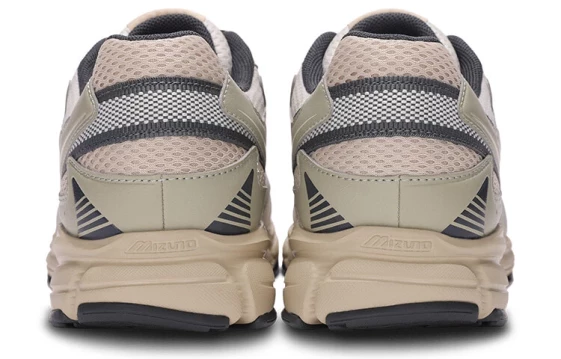 Для бега Mizuno Speed 2K Beige D1GH222916