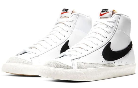 Кроссовки Nike Blazer Mid 77 White Black Women's CZ1055-100