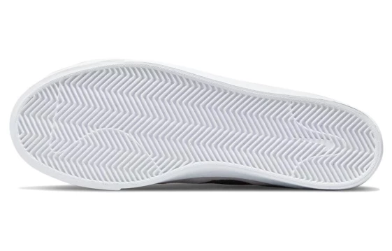 Кроссовки Nike Sb Blazer Court Mid Prm White Black DM8553-100