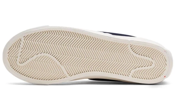 Кроссовки Nike Blazer Mid 77 Infinite White Crimson Women's DC1746-103