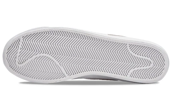 Кроссовки Nike Blazer Mid '77 Essential 'Pink Metallic Copper' Women's DQ7574-600