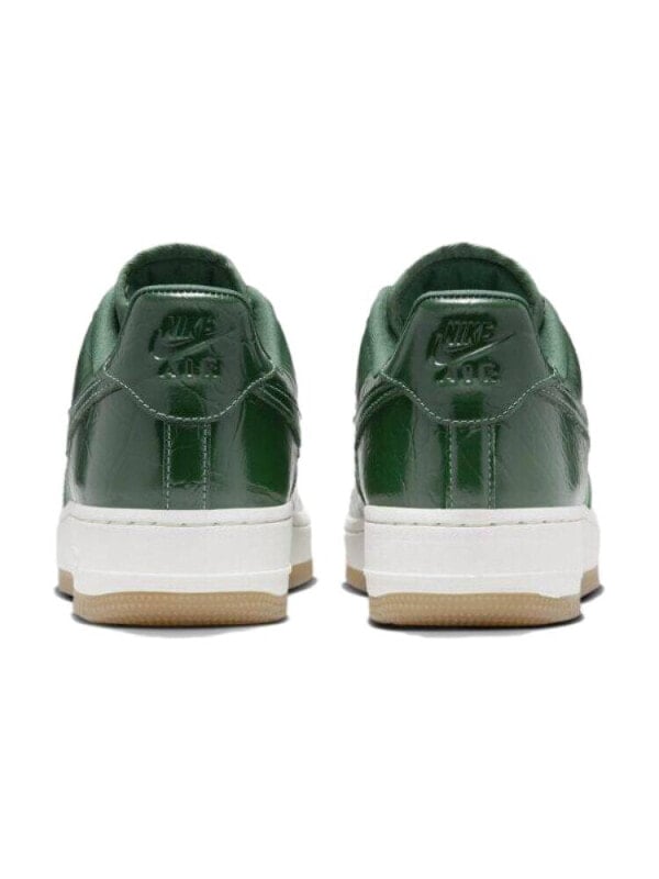 Кроссовки Nike Air Force 1 07 Gorge Green Women's DZ2708-300