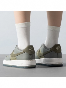 Кроссовки и кеды Nike Air Force 1 Low LV8 GS Dark Stucco Medium Olive FQ6948-001
