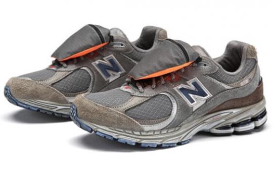 Для бега New Balance 2002R Grey Brown Pouch M2002RVA