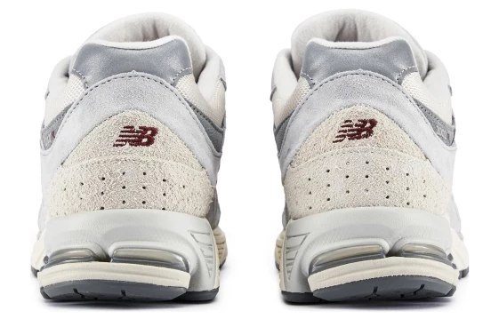 Для бега New Balance 2002R Lunar New Year Concrete M2002RLN